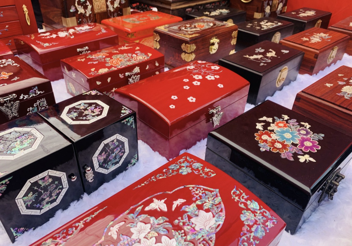 探索&ldquo;文旅+&rdquo;发展模式 好客山东&middot;山东有礼&rdquo;文化和旅游商品进景区济南泉城广场站开幕